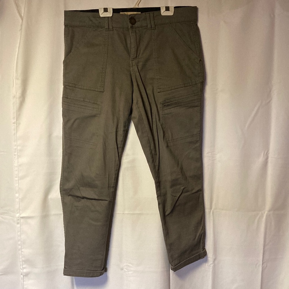 Democracy size 10 inseam 26” square pockets (4) front 2 back